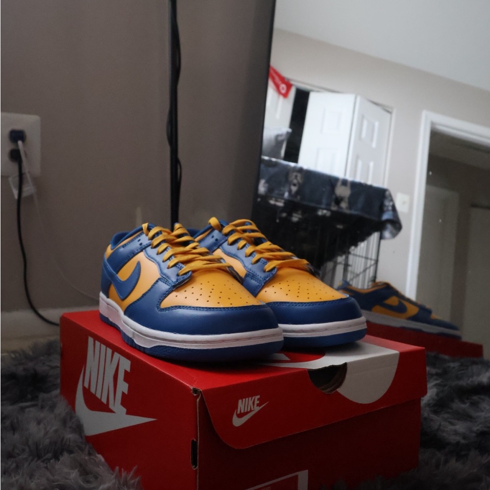Nike Dunk Low ‘UCLA’